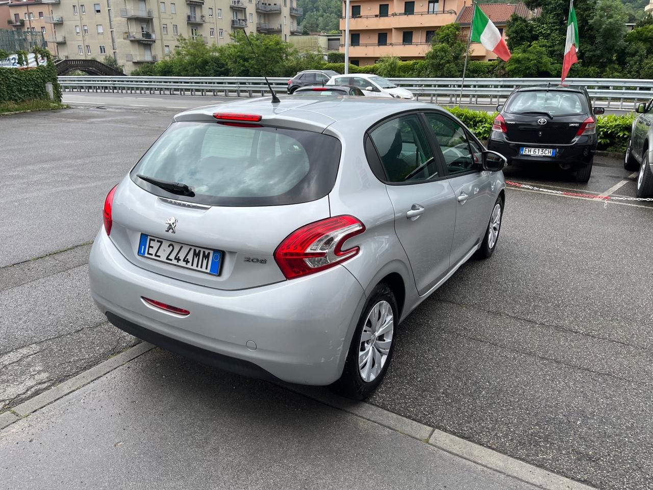 PEUGEOT 208 - BENZINA/GPL