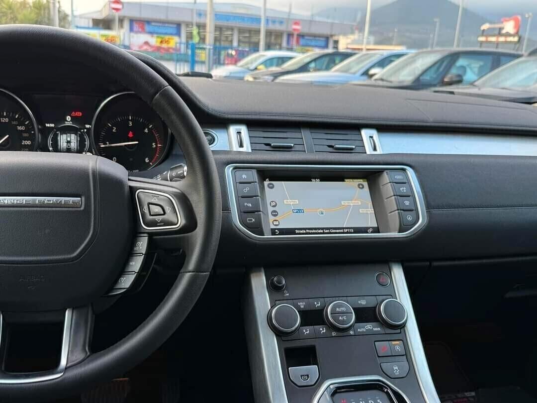 Land Rover Range Rover Evoque 2.0 TD4 150 CV 5p. Pure