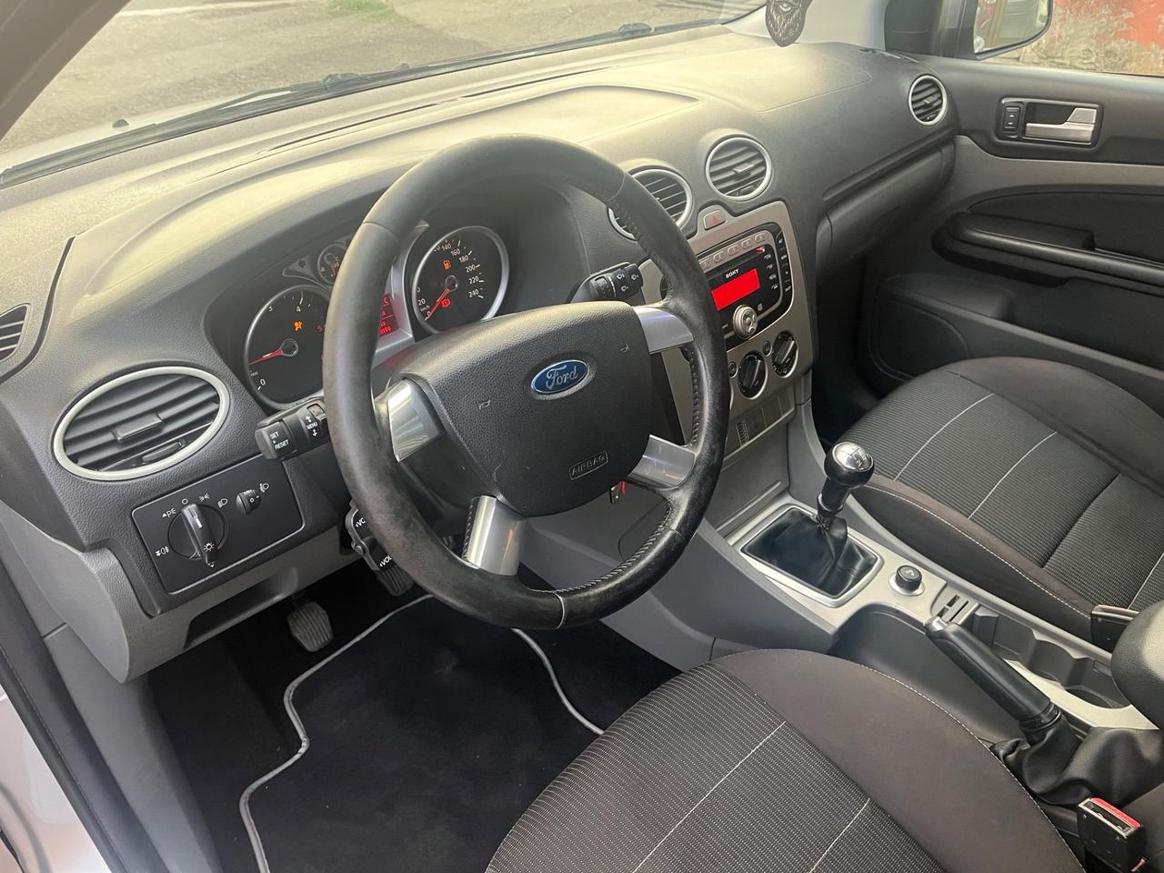 Ford Focus 1.6 Tdci 90 Cv titanium -km 289000-