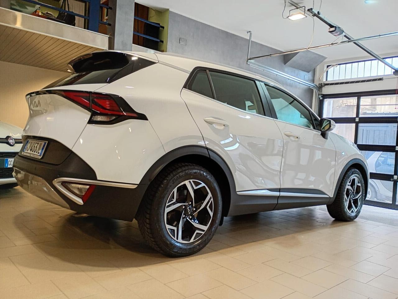 Kia Sportage 1.6 MHEV Business – 56.000 km – Promo