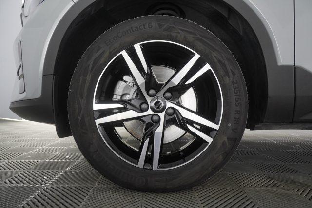 VOLVO XC40 XC40 B3 automatico Plus Dark