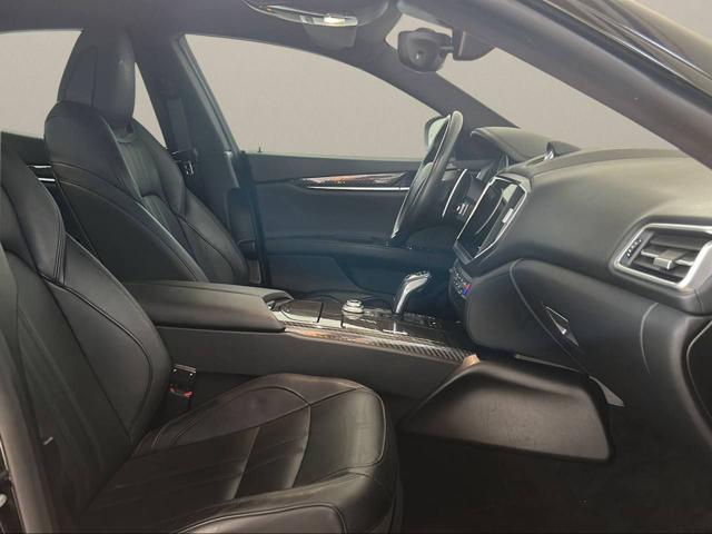 MASERATI Ghibli L4 330 CV MHEV Gransport PACK CARBONIO