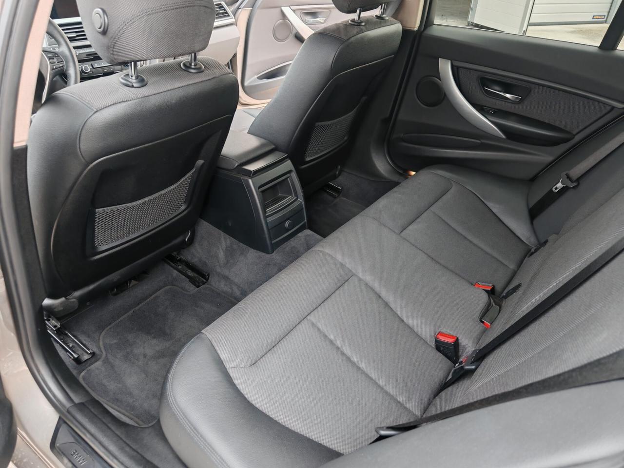 BMW 320 XDRIVE UNIPROPRIETARIO KM VERI GARANZIA