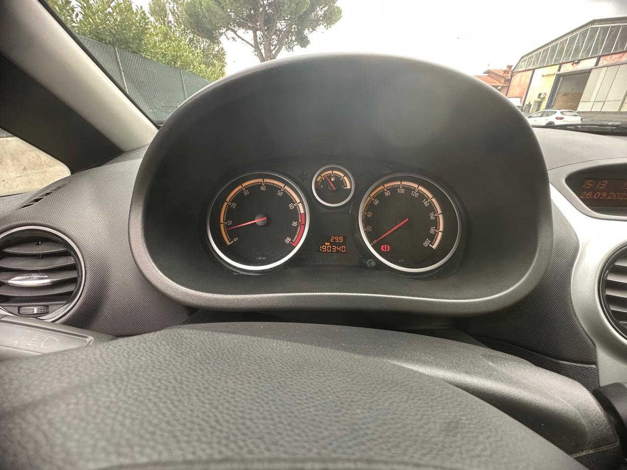 Opel Corsa 1.2 85CV 3 porte GPL-TECH Club