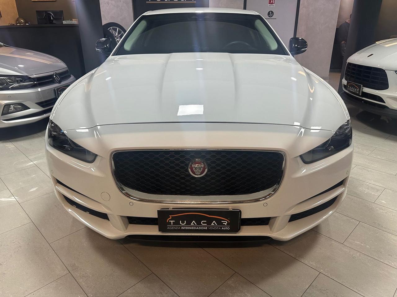 Jaguar XE Prestige Business Edition 2.0 20d #8545