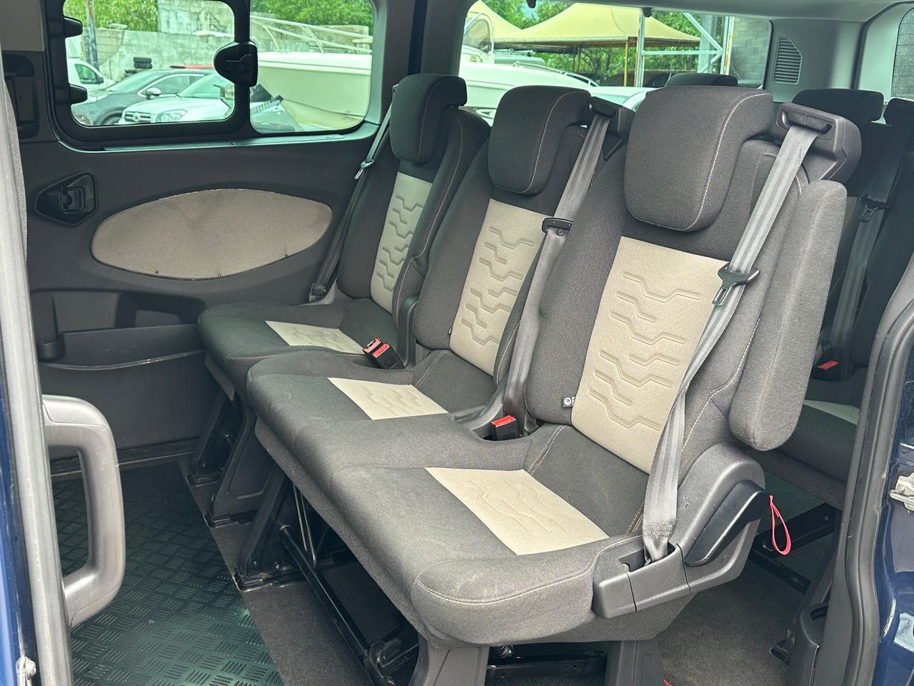 Ford Tourneo Custom 2.2 TDCi 125CV 9 posti Limited