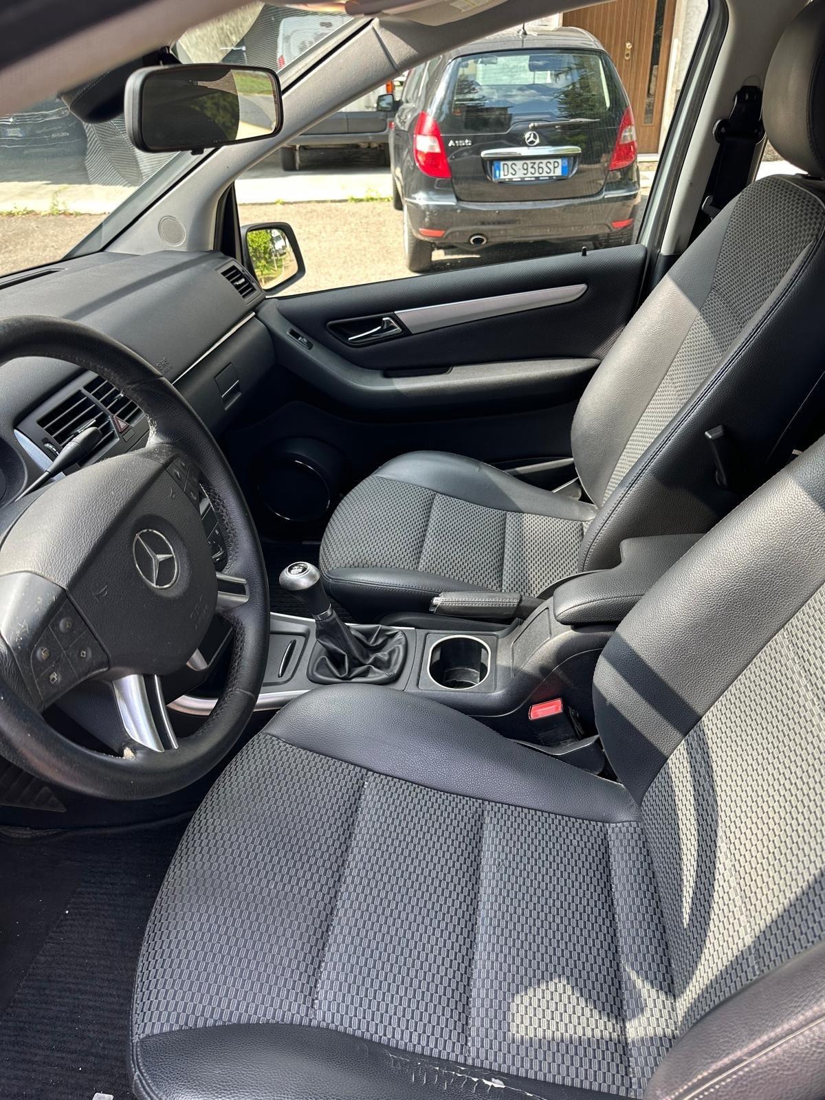 Mercedes-benz B 180 BlueEFFICIENCY Sport NEOPATENTATI
