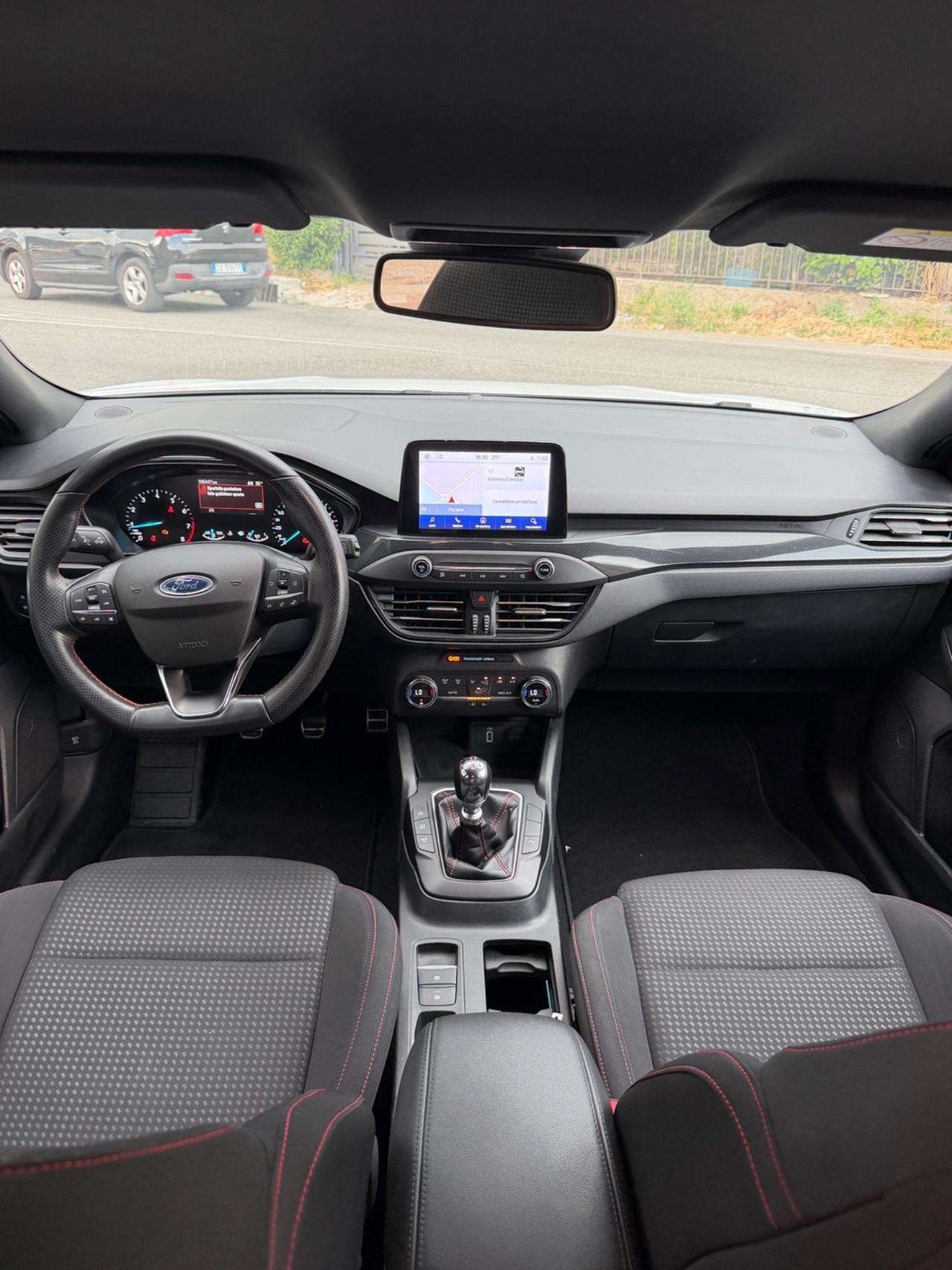 Ford Focus 1.0 EcoBoost Hybrid 125 CV 5p. ST-Line