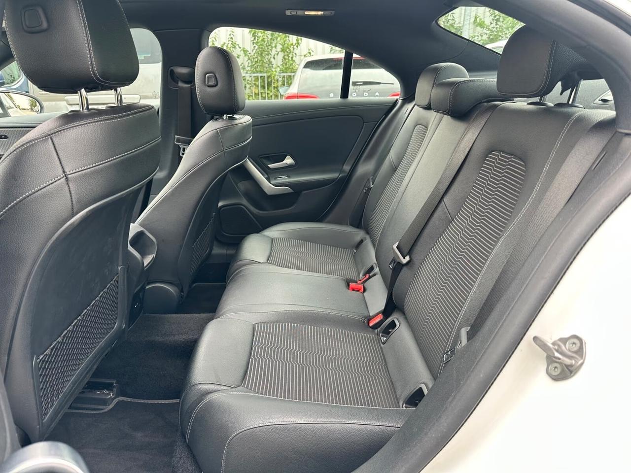 Mercedes-benz CLA 180 Panorama LED MBUX