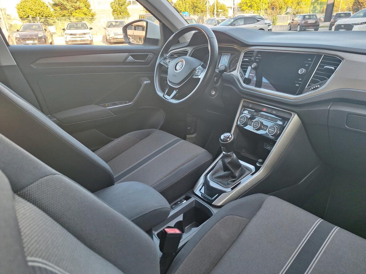 Volkswagen T-Roc 1.6 TDI SCR Business X NEOPATENTATI IVA ESPOSTA