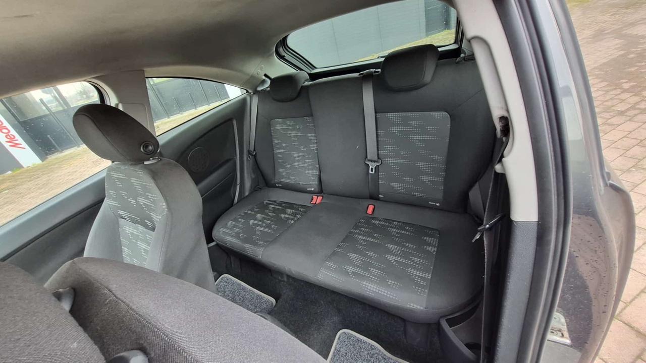 Opel Corsa 1.2 85CV 3 porte GPL-TECH One