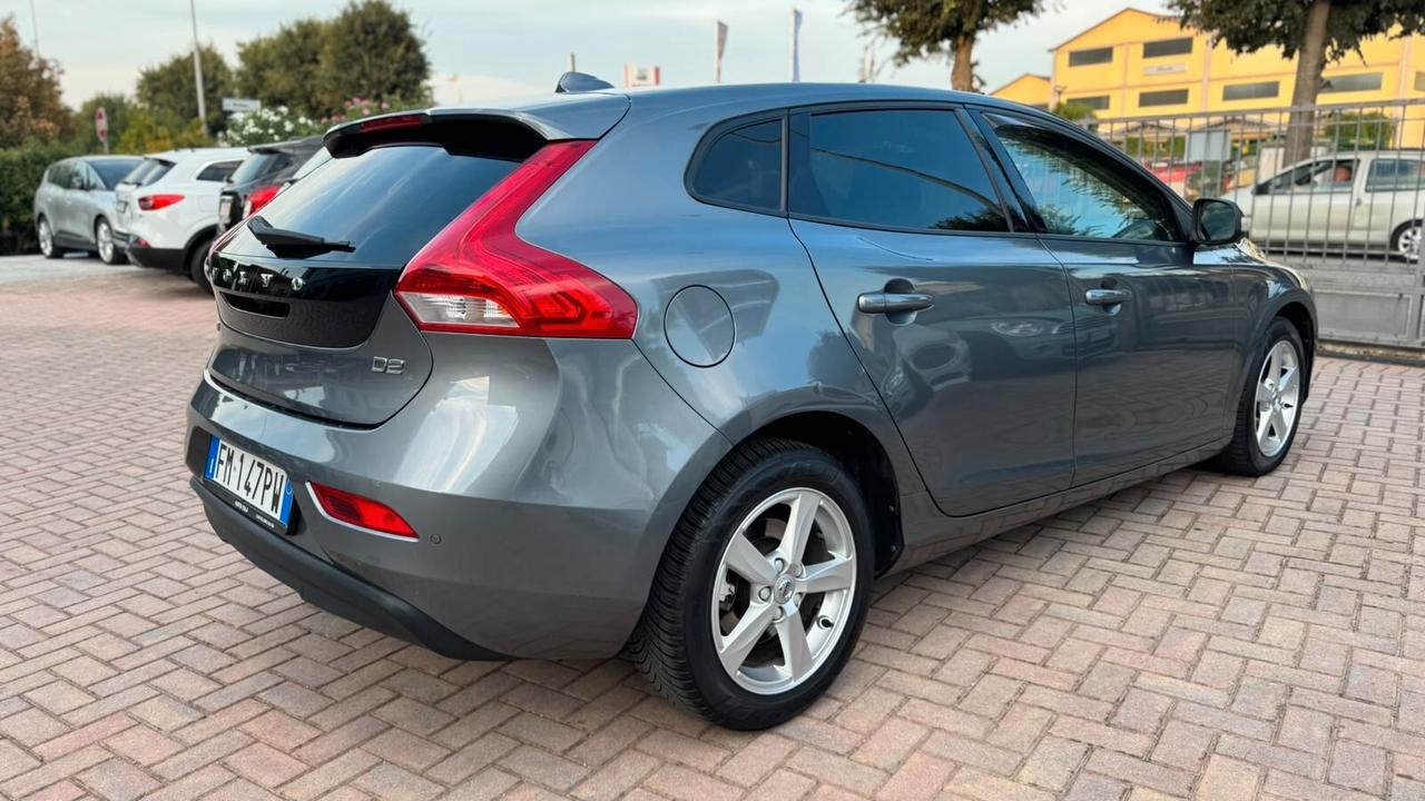 Volvo V40 D2 Business
