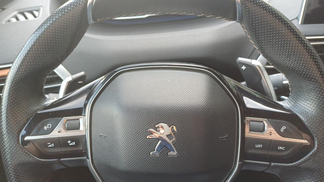 Peugeot 3008 BlueHDi 120 S&S EAT6 GT Line tetto+pello