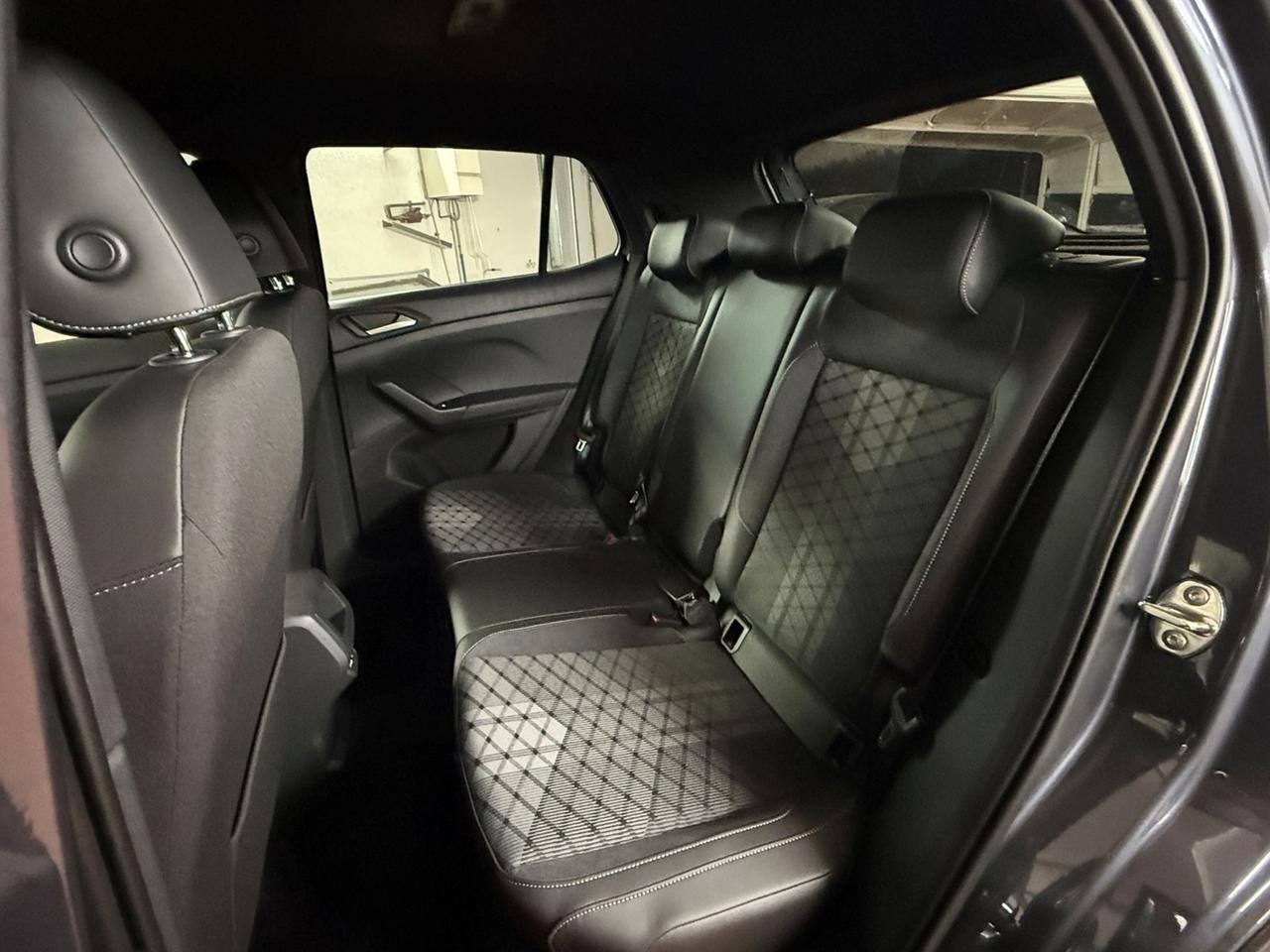 VOLKSWAGEN T-Cross 2024 T-Cross 1.0 tsi R-Line Plus 115cv dsg