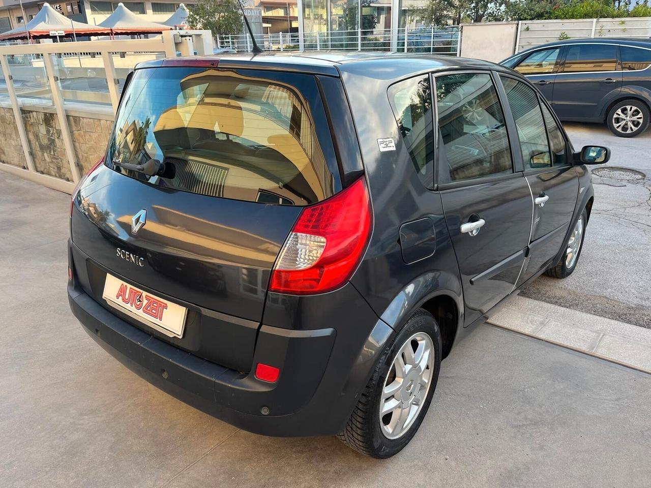 Renault Scénic 1.5 dCi/105CV Conquest