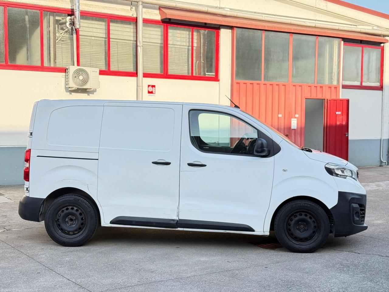 Peugeot Expert BlueHDi 115 S&S PC-TN Furgone Premium Compact