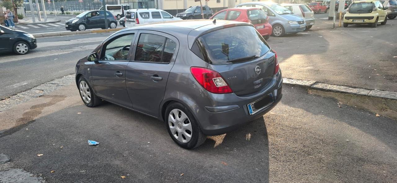 Opel Corsa 1.2 80CV 5 porte GPL-TECH Club