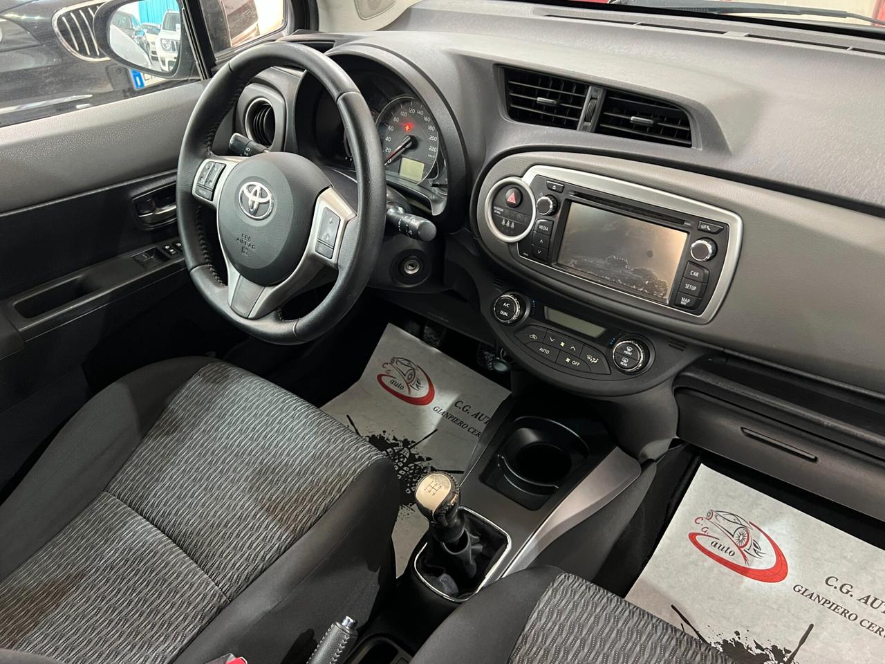 Toyota Yaris 1.0 69 CV - LOUNGE - 2014
