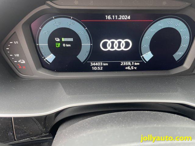 AUDI Q3 45 TFSI e S tronic Business