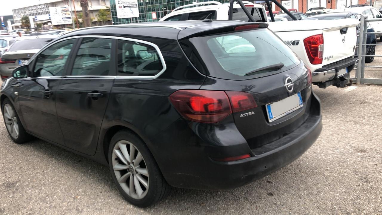 Opel Astra 1.6 CDTI 136CV EcoFLEX S&S Sports Tourer Cosmo