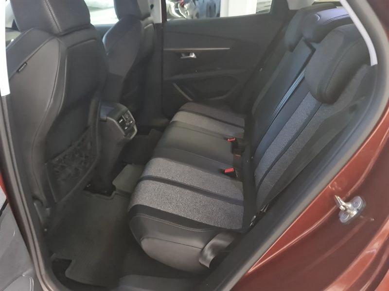 Peugeot 3008 BlueHDI 130 S&S Allure