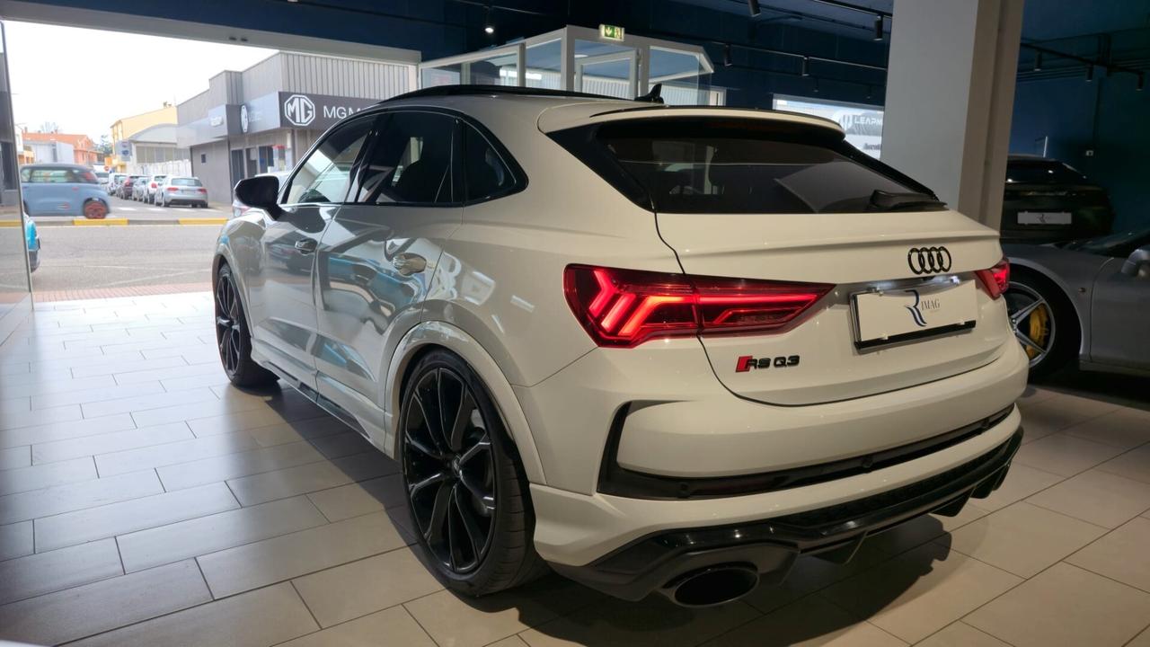 Audi Q3 RS SPB quattro S tronic