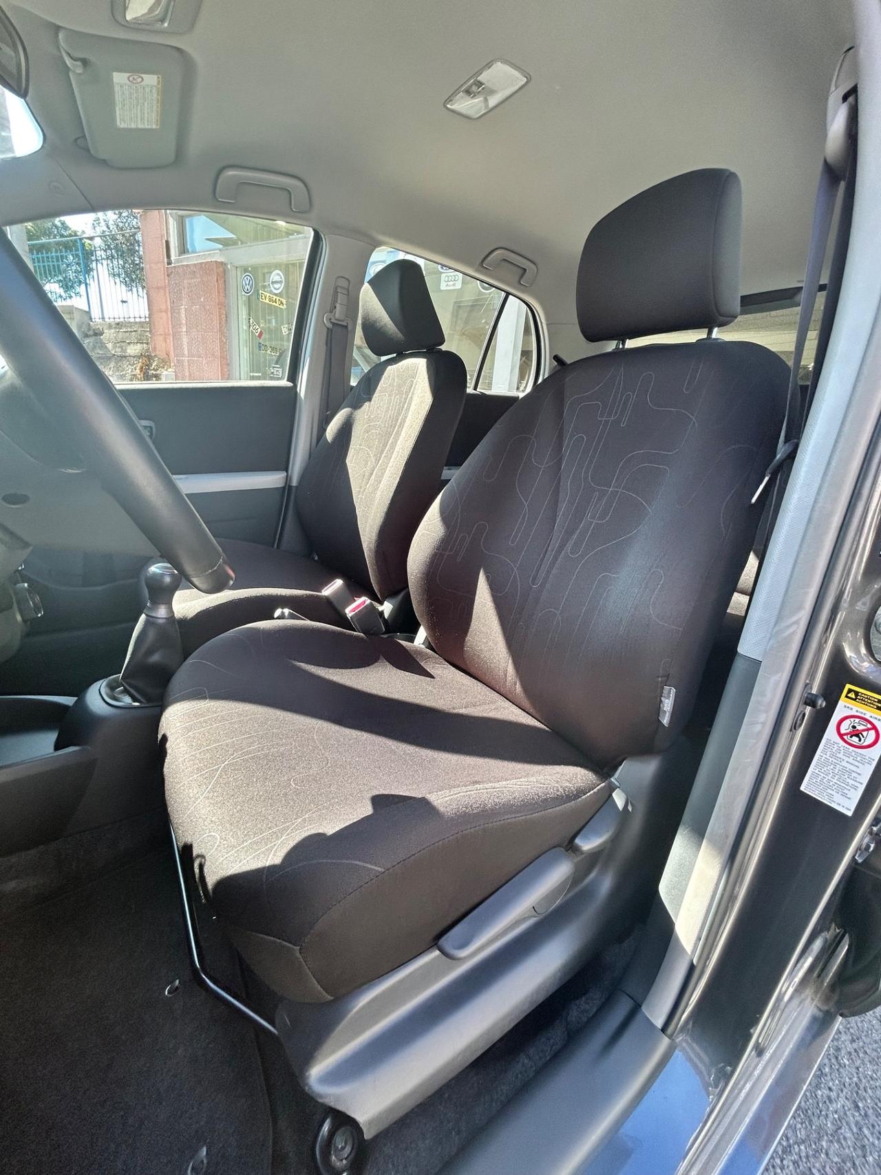 Toyota Yaris 1.0 3 porte Luxury pack