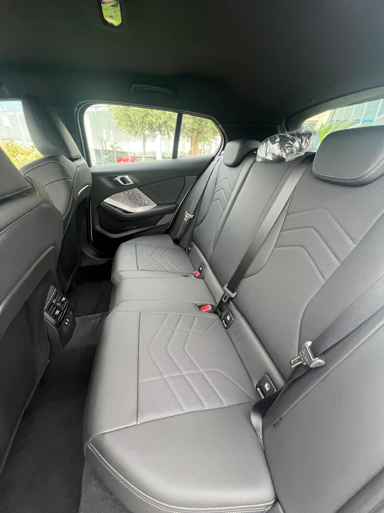 BMW 118 d MSport auto offerta T-Stock prezzo imperdibile