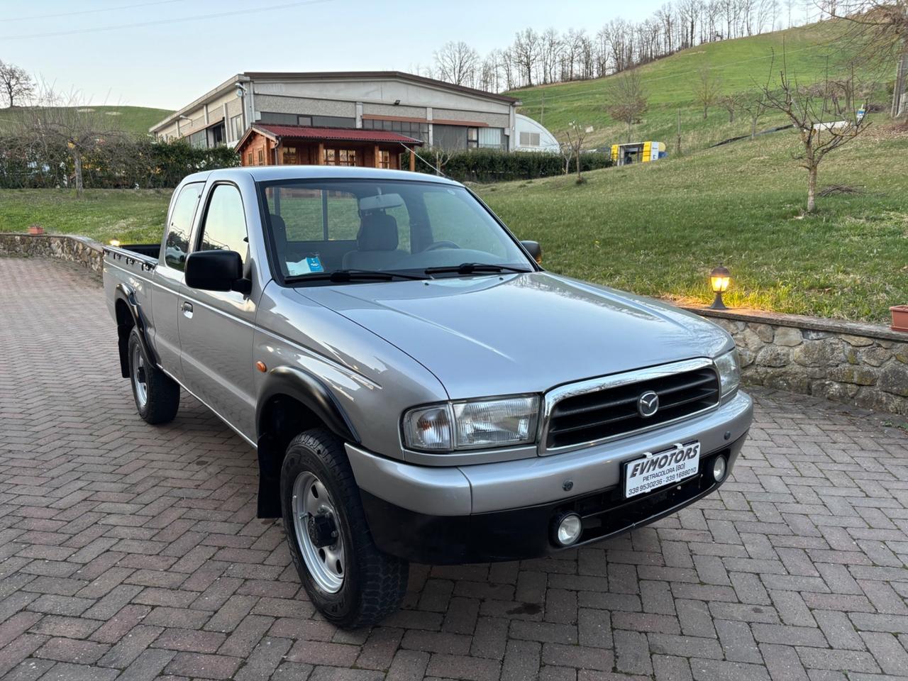 Mazda B 2500 2.5 diesel Stretch-Cab SDX Pup Clima