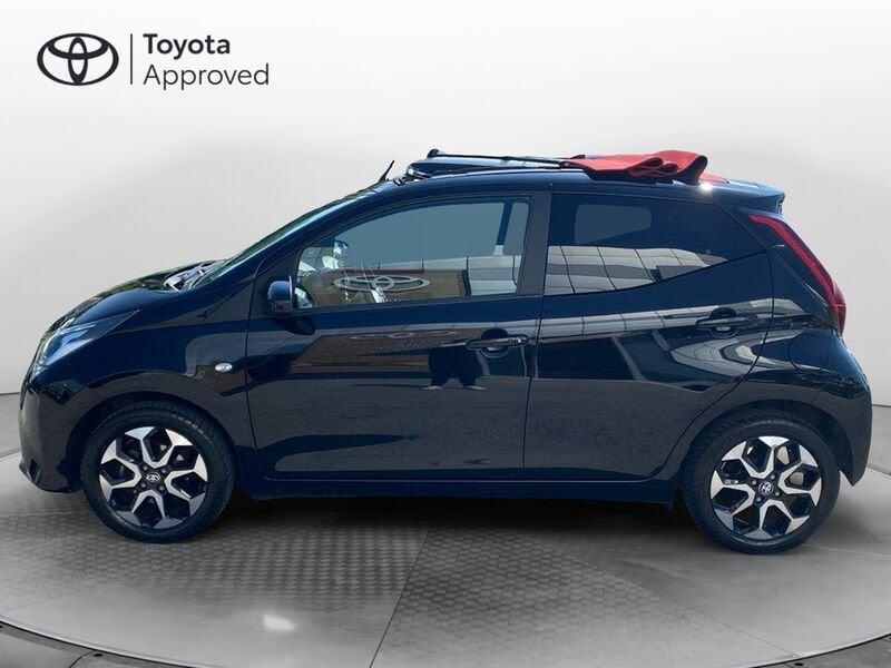 Toyota Aygo Connect 1.0 VVT-i 72 CV 5 porte x-wave