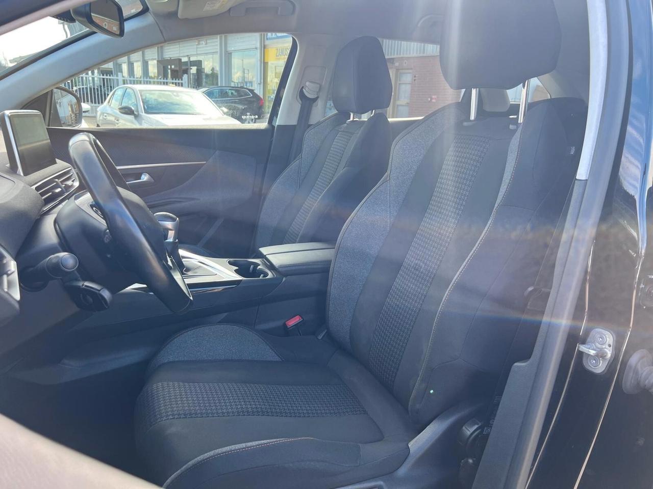 Peugeot 3008 BlueHDi 130 S&S Allure