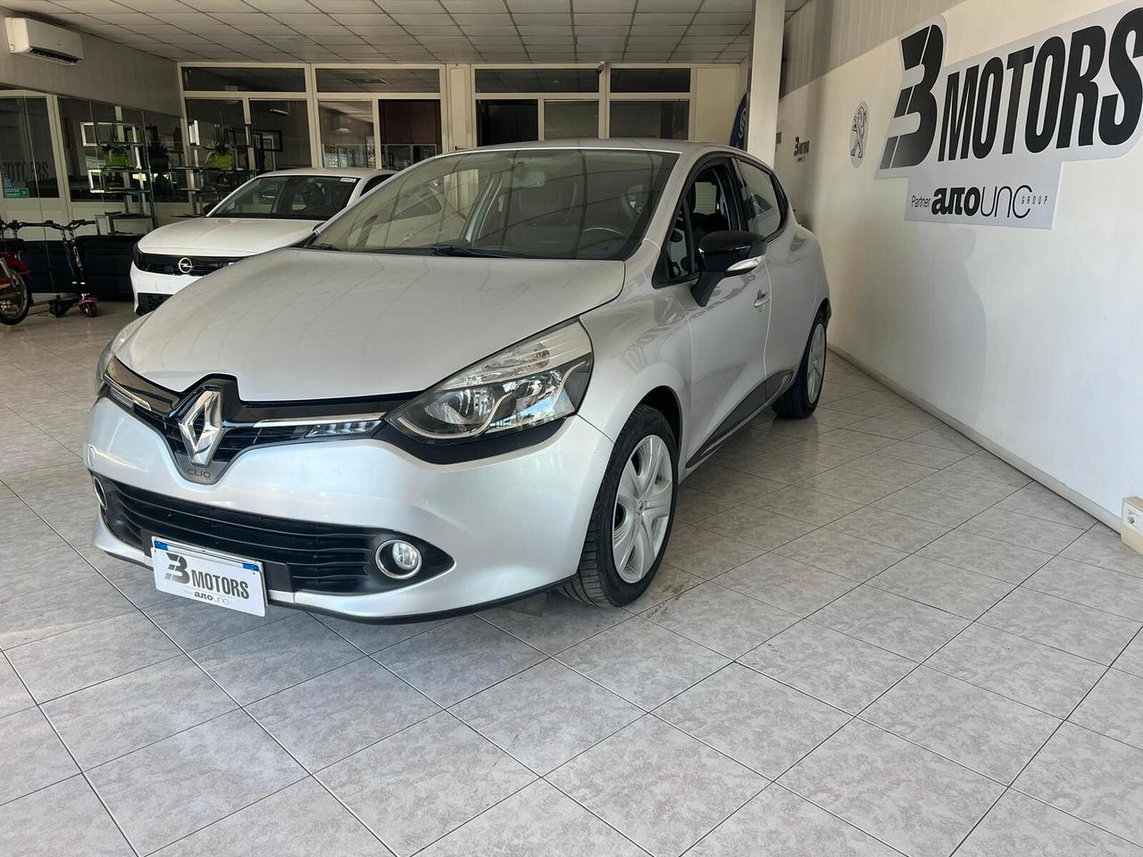 Renault Clio 1.2 75CV 5 porte Live