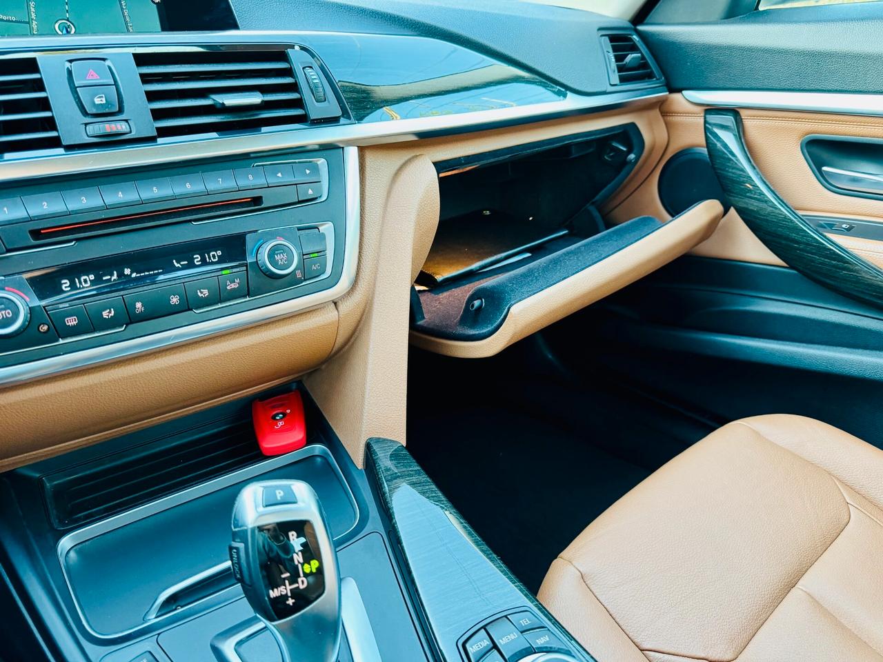 BMW 318d GT Luxury - LED / Navi