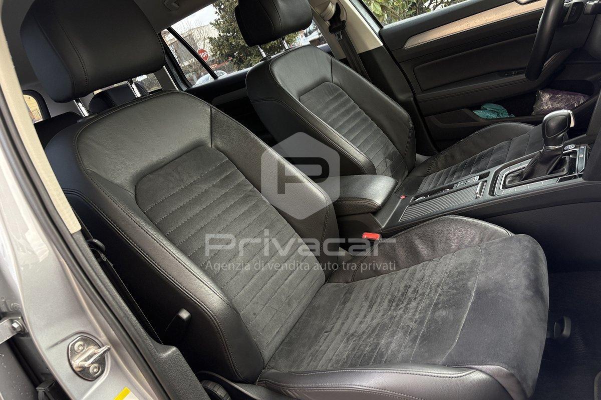 VOLKSWAGEN Passat Variant 2.0 TDI DSG Executive BlueMotion Tech.