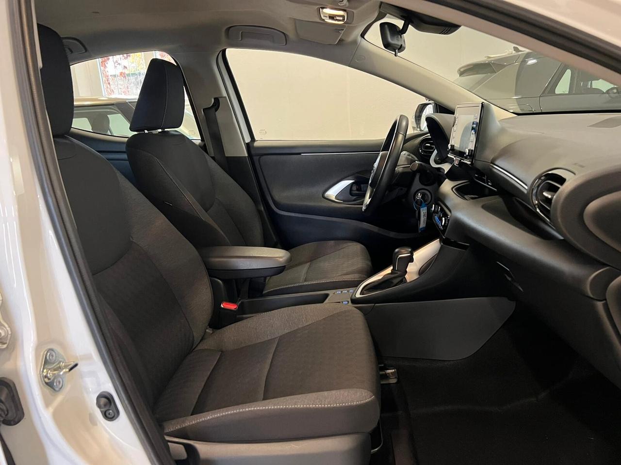 Toyota Yaris 1.5 Hybrid 5 porte Business - 2021