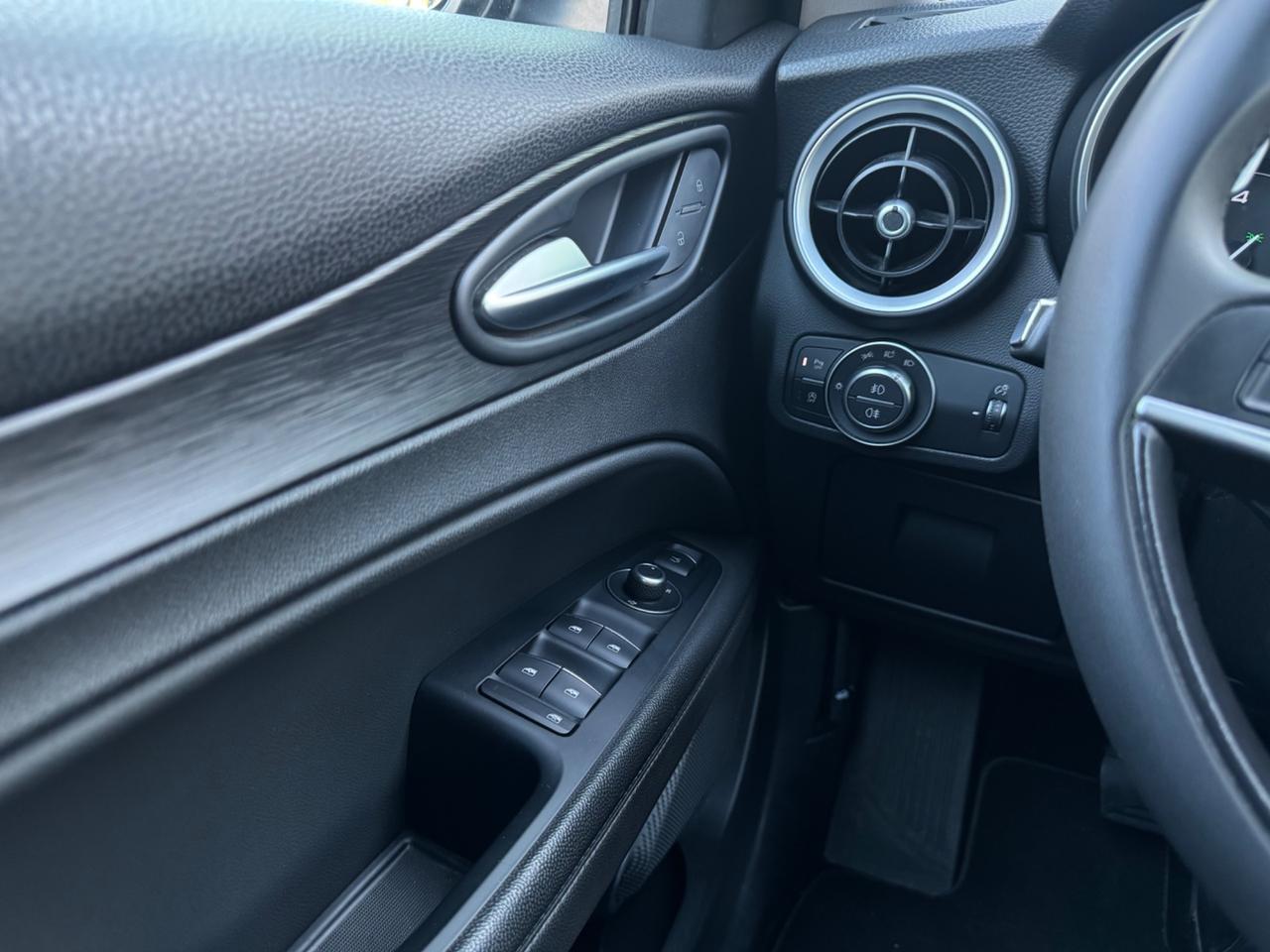 Alfa Romeo Stelvio 2.2 Turbodiesel 210 CV AT8 Q4 Super