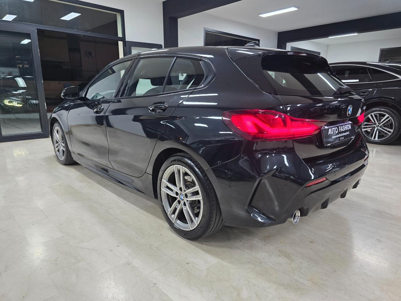 Bmw 118 118d 5p. Msport