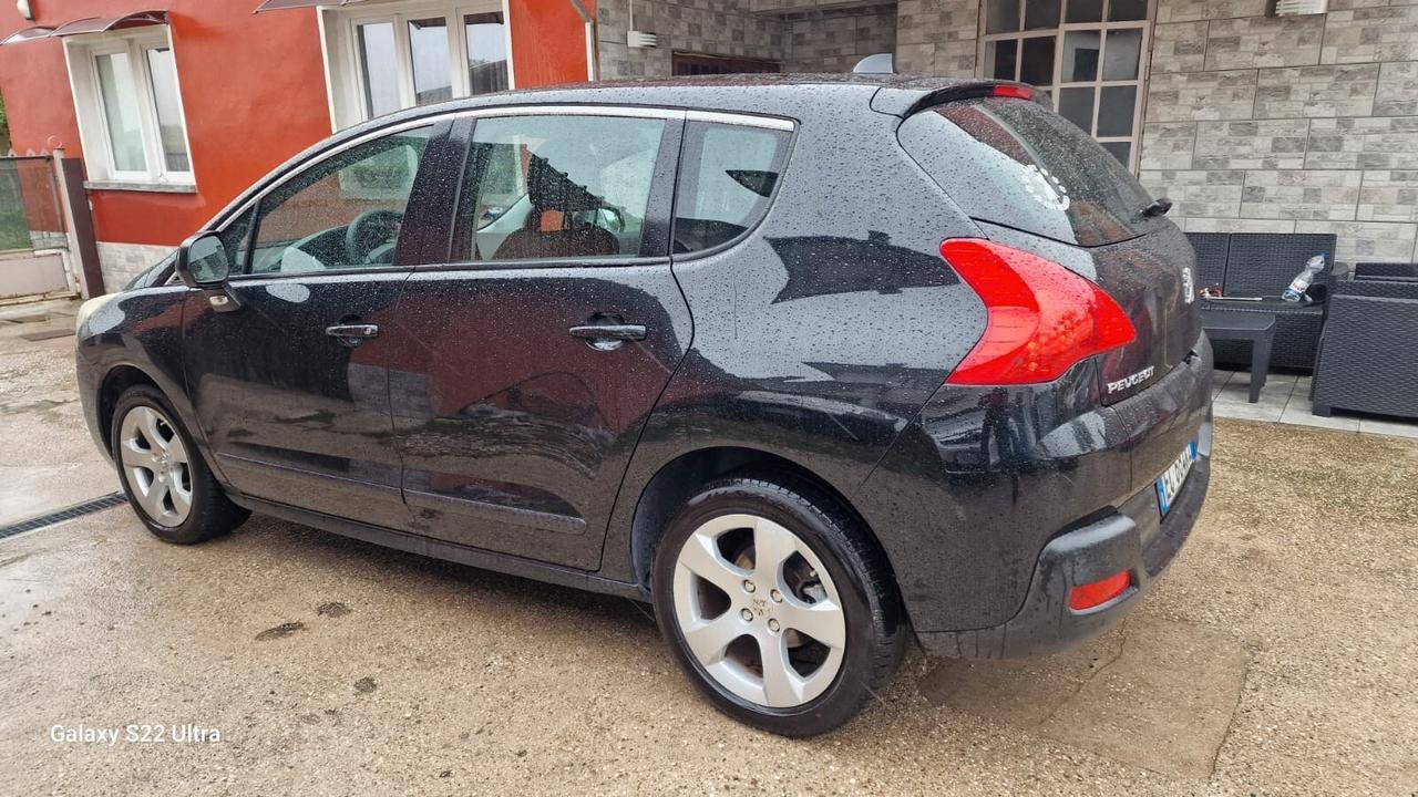 Peugeot 3008 1.6 HDi 110CV cambio robotizzato Premium