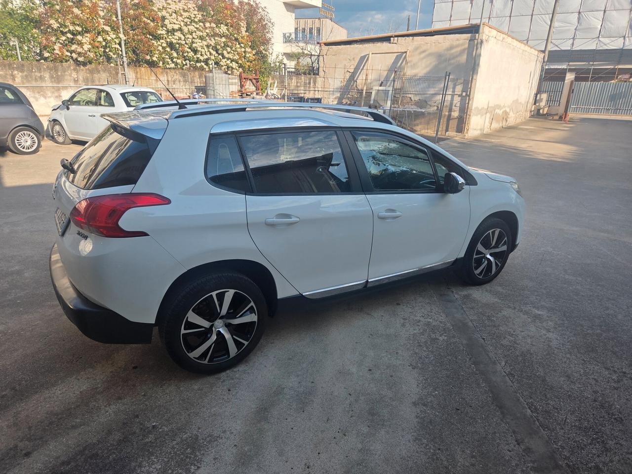 Peugeot 2008 1.4 HDi 68CV Allure