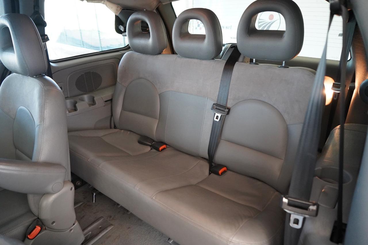 Chrysler Voyager 2.5 CRD cat LX