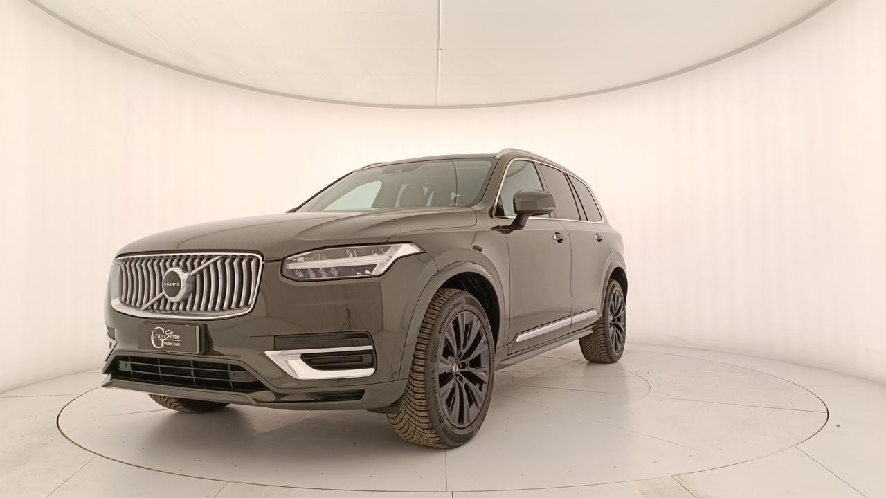 VOLVO XC90 2.0 b5 Momentum Pro awd 7p.ti geartronic