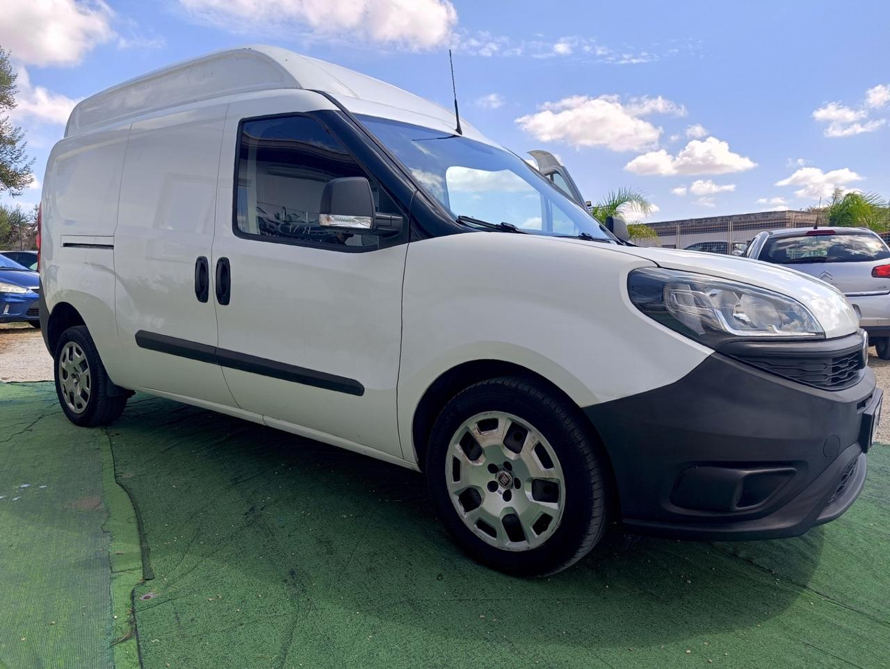 Fiat Doblò 1.6 MJT 105CV S&S Cargo Maxi XL Lounge