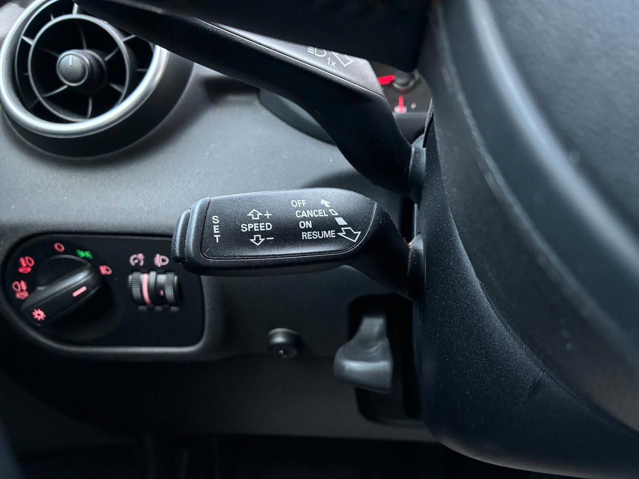 Audi A1 1.0 TFSI ultra Admired