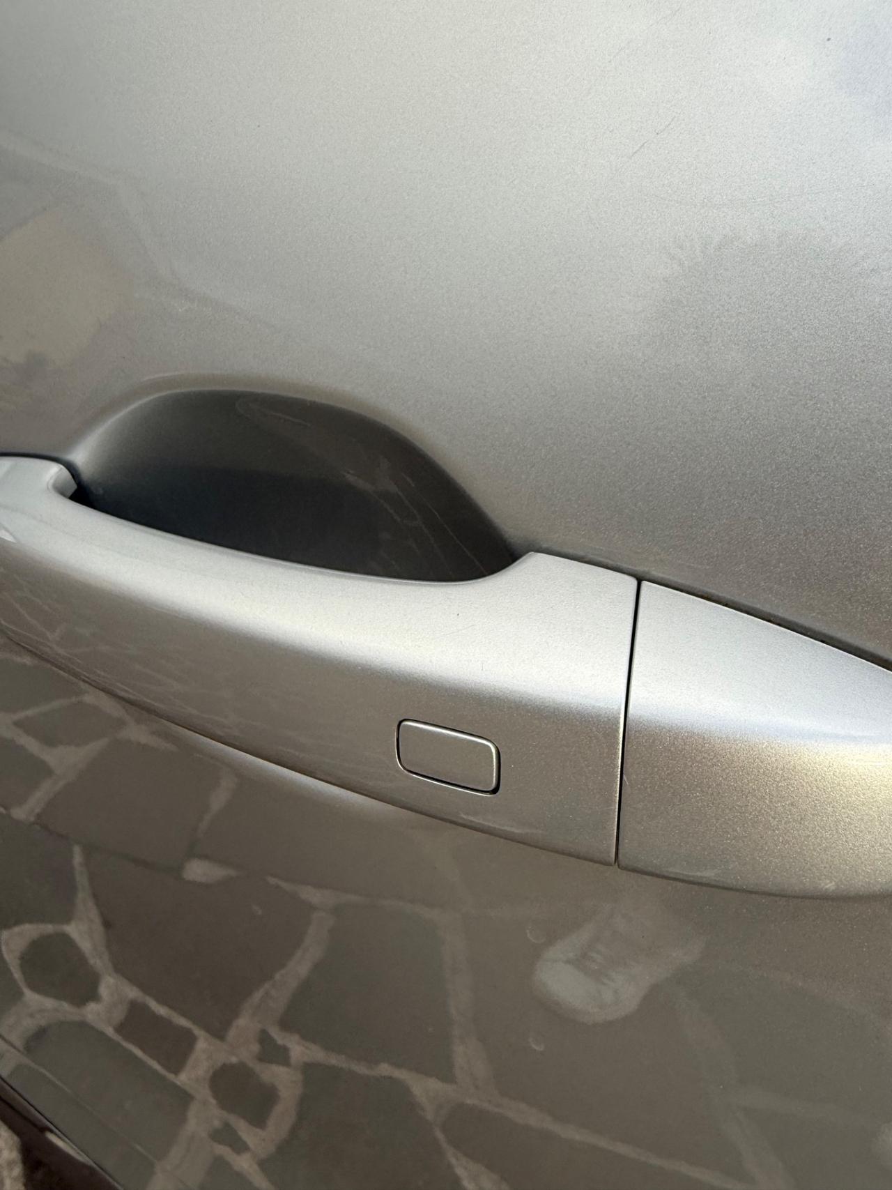 Renault Clio TCe 100 CV GPL 5 porte Intens full full optional