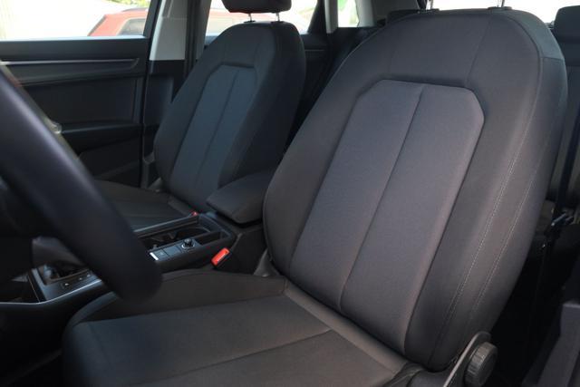 AUDI Q3 35 TDI S tronic Business Advanced