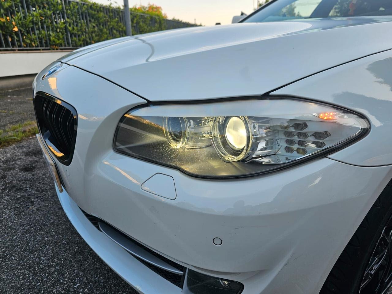 Bmw 520d 184cv Touring Futura*Pelle*Navi*Tetto*Pdc*19*