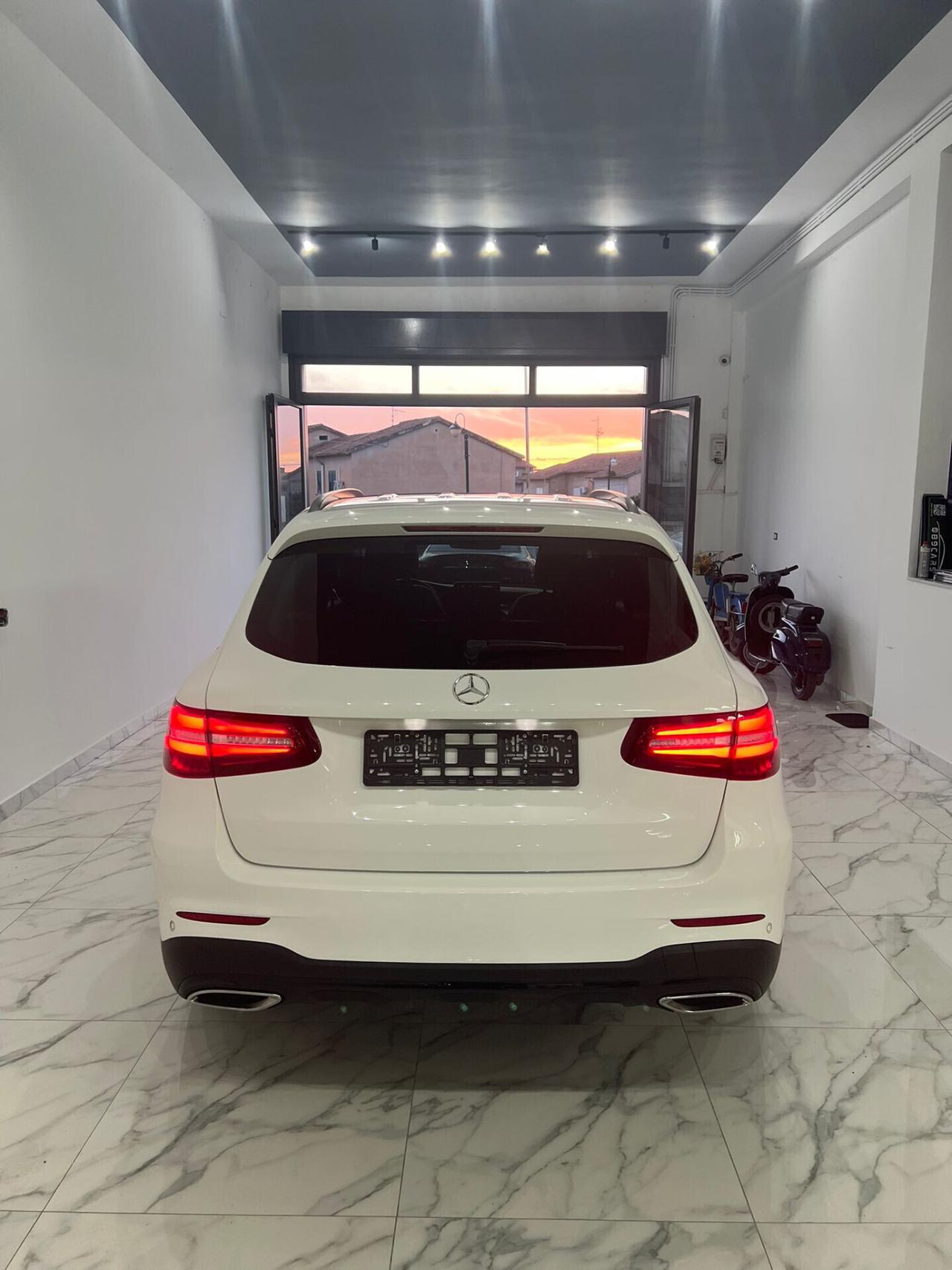 Mercedes-Benz GLC 250 d 4MATIC AMG Line