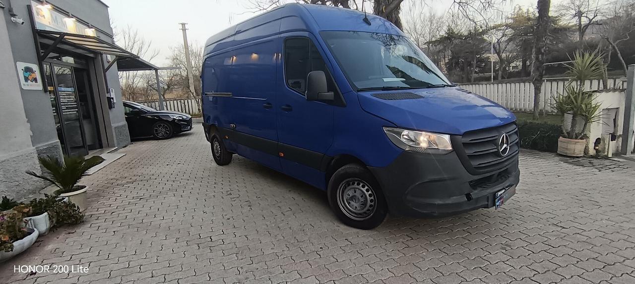 MERCEDES Sprinter 311 2.1 cdi F 39/33 fwd H2 my20