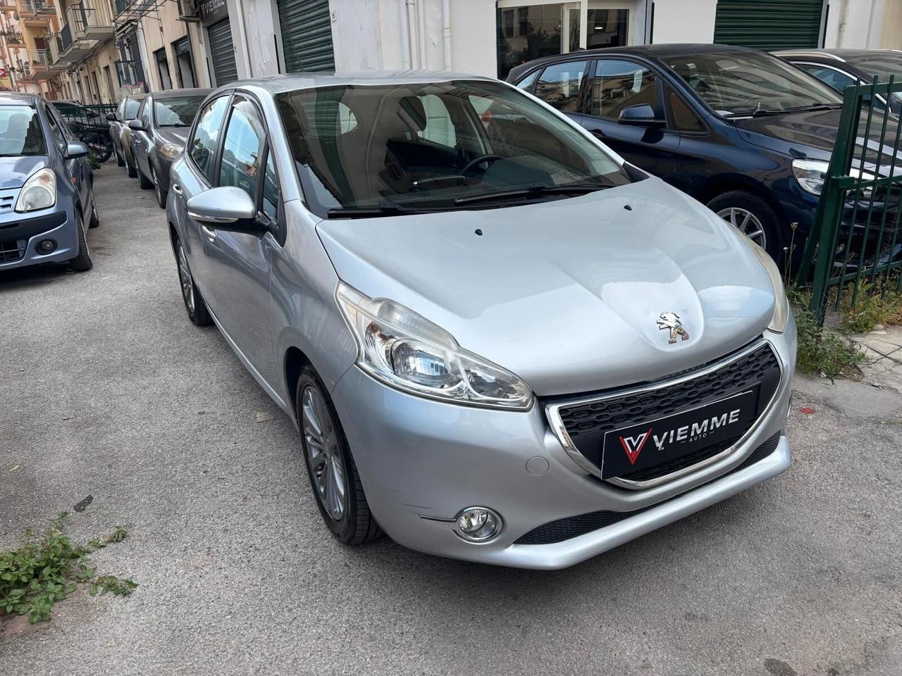 Peugeot 208 1.2 VTi 82 CV 5 porte Allure
