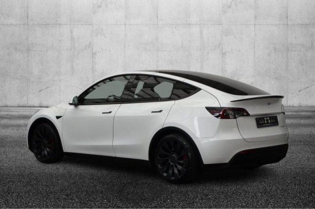 TESLA Model Y Performance AWD